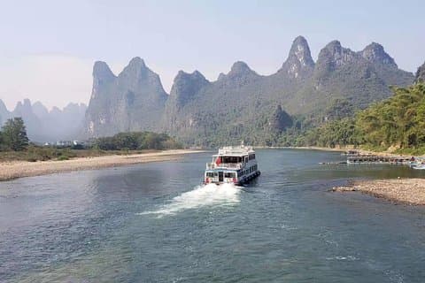 Guilin destaca la excursión privada de un día con el crucero por el río Li