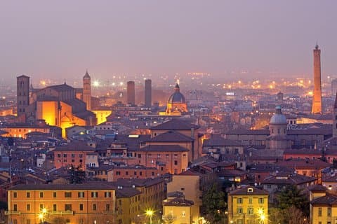 Sips and bites of nocturnal Bologna