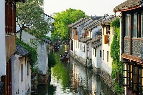 Visite d'une journée autoguidée de la ville aquatique de Zhouzhuang au départ de Shanghai