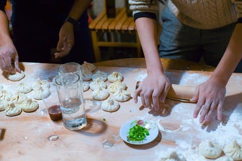 Cours de cuisine culinaires traditionnels géorgiens "Khinkali" !!