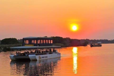 Middagskrydstogt på Zambezi-floden fra Victoria Falls