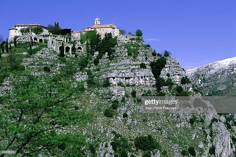 Antibes, Cannes, 3 medieval villages in the hinterland Private Tour