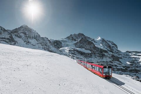 Private Tagestour nach Interlaken ab Genf