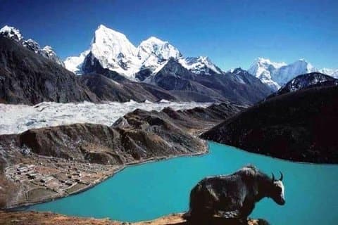 Lyxig Everest Base Camp Trekking i Nepal Från Katmandu
