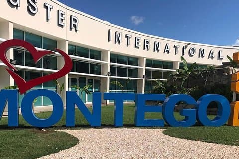 Flyplasstransport fra Montego Bay til Ocho Rios