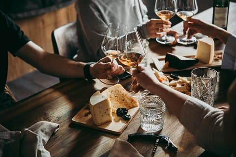 Visite de la ville de Bucarest et dégustation de vins - 2,5 heures