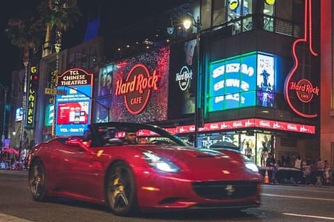 1 - En times køretur fra Hollywood til Beverly Hills i en Ferrari