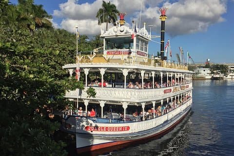 Crociera turistica di 90 minuti in barca sul fiume Jungle Queen a Fort Lauderdale
