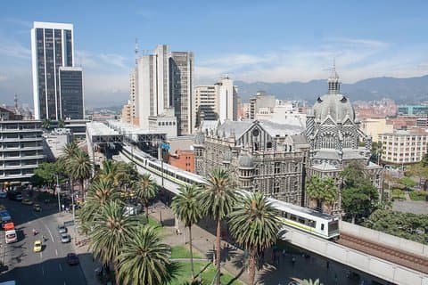 Tour della città di Medellin in francese