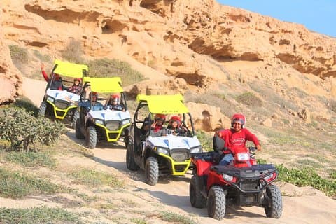 Tour notturno di Cabo Migrino Beach e Baja Desert Moon cavalieri!