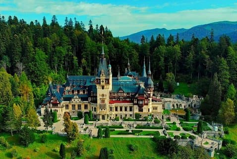Privétour : Dracula's kasteel en Koninklijk kasteel Peleș