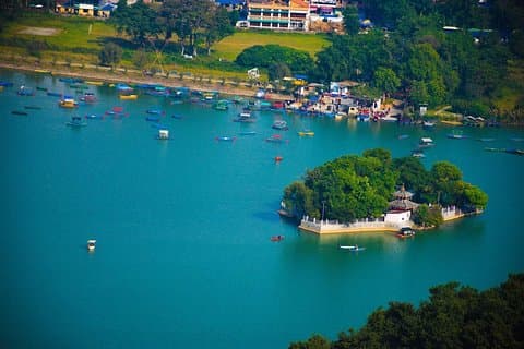 Pokhara (Fewa Power House, Ram, Kedareshwor Temple en Tal Barahi Temple) Trip