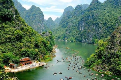 Hanoi to Hoa Lu, Trang An & Mua Cave Via Boat & Bike