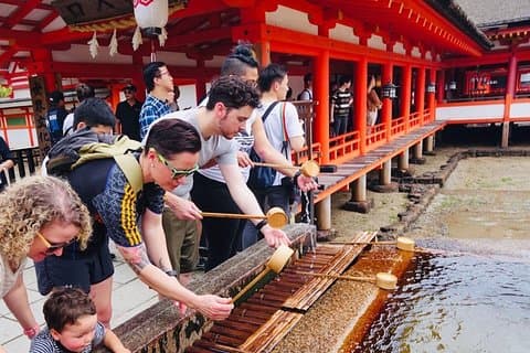 宮島半日歴史散策ツアー