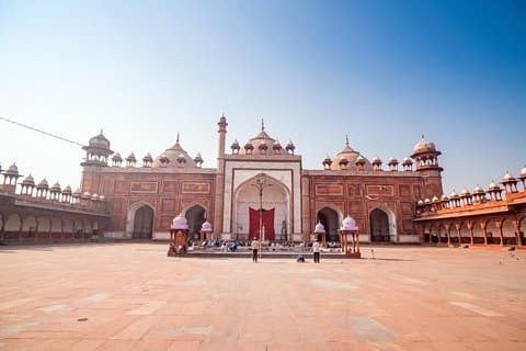 Private 6 Hours: Agra Temples and Spiritual Sites Tour
