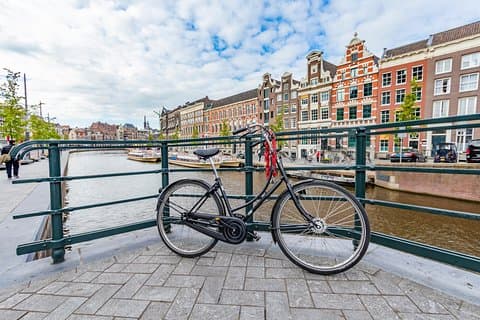 Utforska Amsterdam på 90 minuter med en lokal
