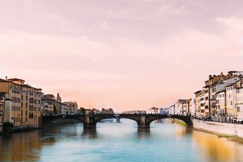 Découvrez les endroits les plus photogéniques de Florence avec un local