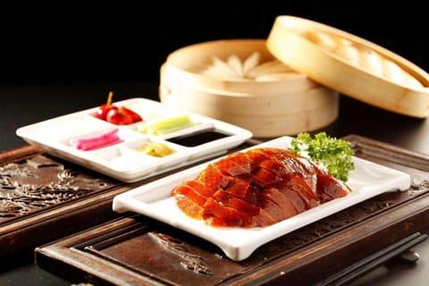 Beijing privat nattetur: Shichahai, Houhai Hutong Walking + Peking Duck Dinner