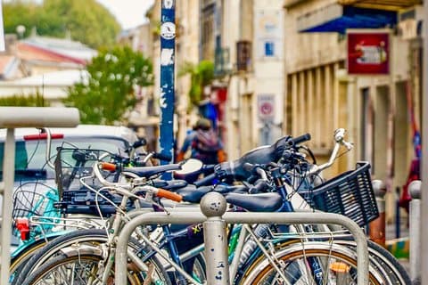 Den alternative siden av Bordeaux med en lokal