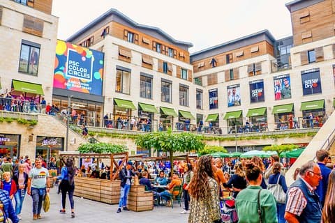 Esplora Bordeaux in 60 minuti con un locale
