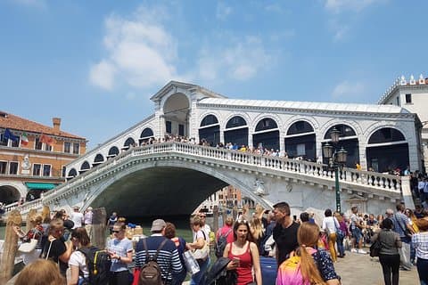 エリートイタリア10-ローマ、ミラノ、ヴェネツィア日帰りツアー（ドライバーガイド付き）