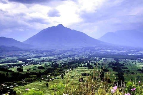 1 Day Mount Bisoke Hike from Kigali
