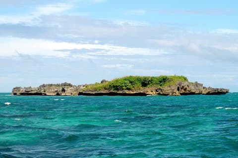 Visita a la isla de Boracay + Buceo con casco y OVNI con almuerzo premium