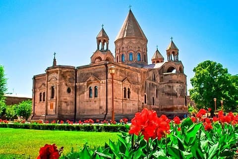Privérondleiding | Echmiadzin (Hripsime, Gayane, Mother Cathedral), Zvartnots