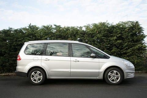 Heathrow Airport – Gatwick Airport or vv for 1-6 Pax