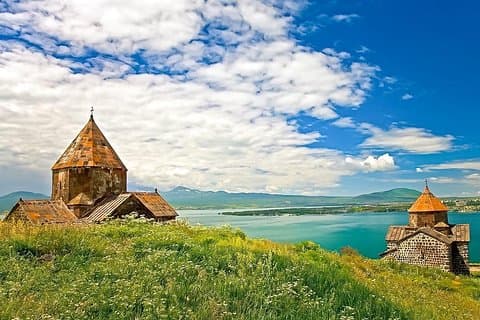 Gruppetur | Tsaghkadzor (Kecharis, Ropeway), Lake Sevan (Sevanavank)