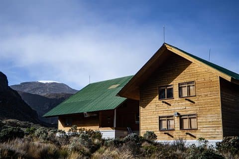 Refuge de haute montagne El Cisne depuis Manizales