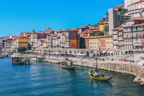 Descubra os locais mais fotogénicos do Porto com um local