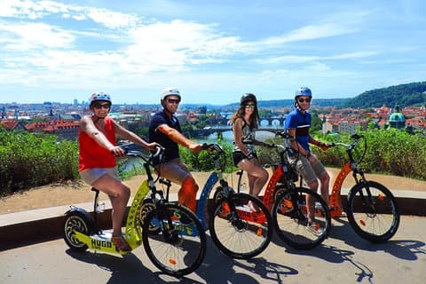 Middelalderlige Prag - E-Bike / E-Scooter City Tour