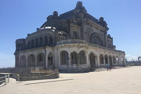 Excursion privée d'une journée à Constanta historique et se détendre au Mamaia Beach Resort