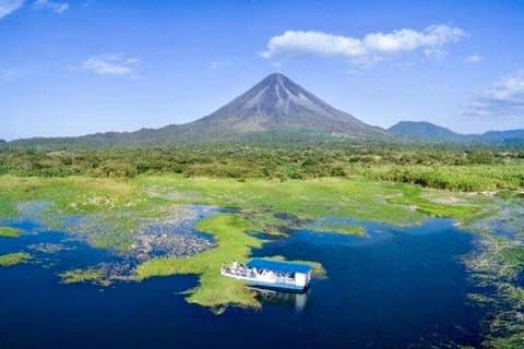 Excursion en bateau sur le lac Arenal
