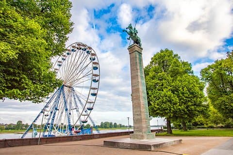 Historic Dusseldorf: Exclusive Private Tour with a Local