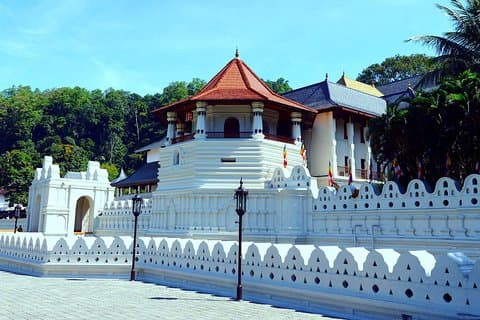 Kandy-Tagestour