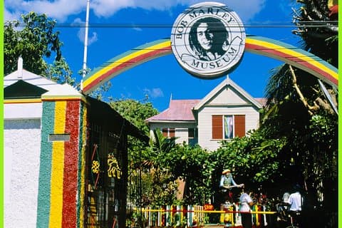 Visite du musée Bob Marley et de Devon House au départ de Montego Bay/ Falmouth