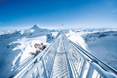 Private Day trip to Glacier 3000, Adventure with Driver Guide