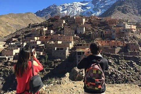 Atlasgebergte, dagtrip naar watervallen vanuit Marrakech & kameelrit