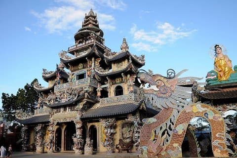 Visite guidée privée d'une demi-journée Explorez les points forts de la ville de Da Lat