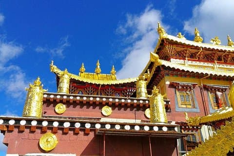 7-Days Tour from Shangri-La to Kunming and overnight in Tiger Leaping Gorge