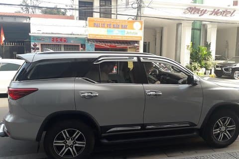 Abholung vom Flughafen Phu Bai zu Ihrem Hotel in der Stadt Hue