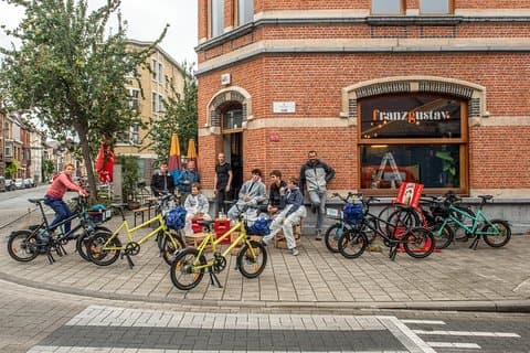 歴史的なゲントの自転車ツアー