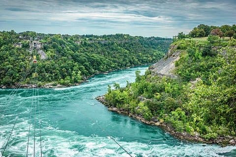 Private ROUNDTRIP Transfer Toronto Airport (YYZ) to Niagara Falls