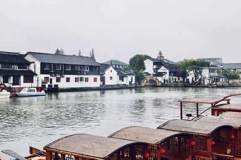 Tour di un giorno a Shanghai della città acquatica di Zhujiajiao, Tempio del Buddha di giada, Tianzifang