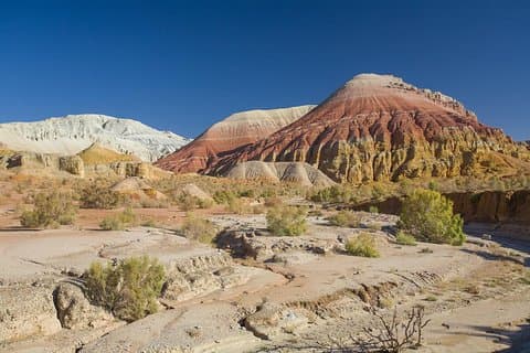 4-dagars Altyn Emel Park + Kolsai & Kaindy Lakes + Charyn Canyon jeep-tur