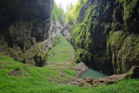 Moravian Carst And Brno Private Tour Fra Praha