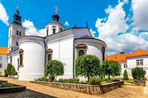 Från Belgrad: Novi Sad och Sremski Karlovci Tour