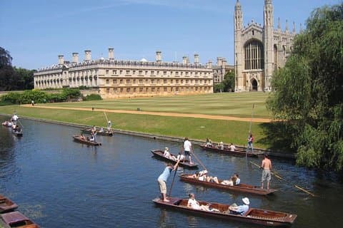 Entdecken Sie Oxford und Cambridge mit Guide von London mit dem Bus